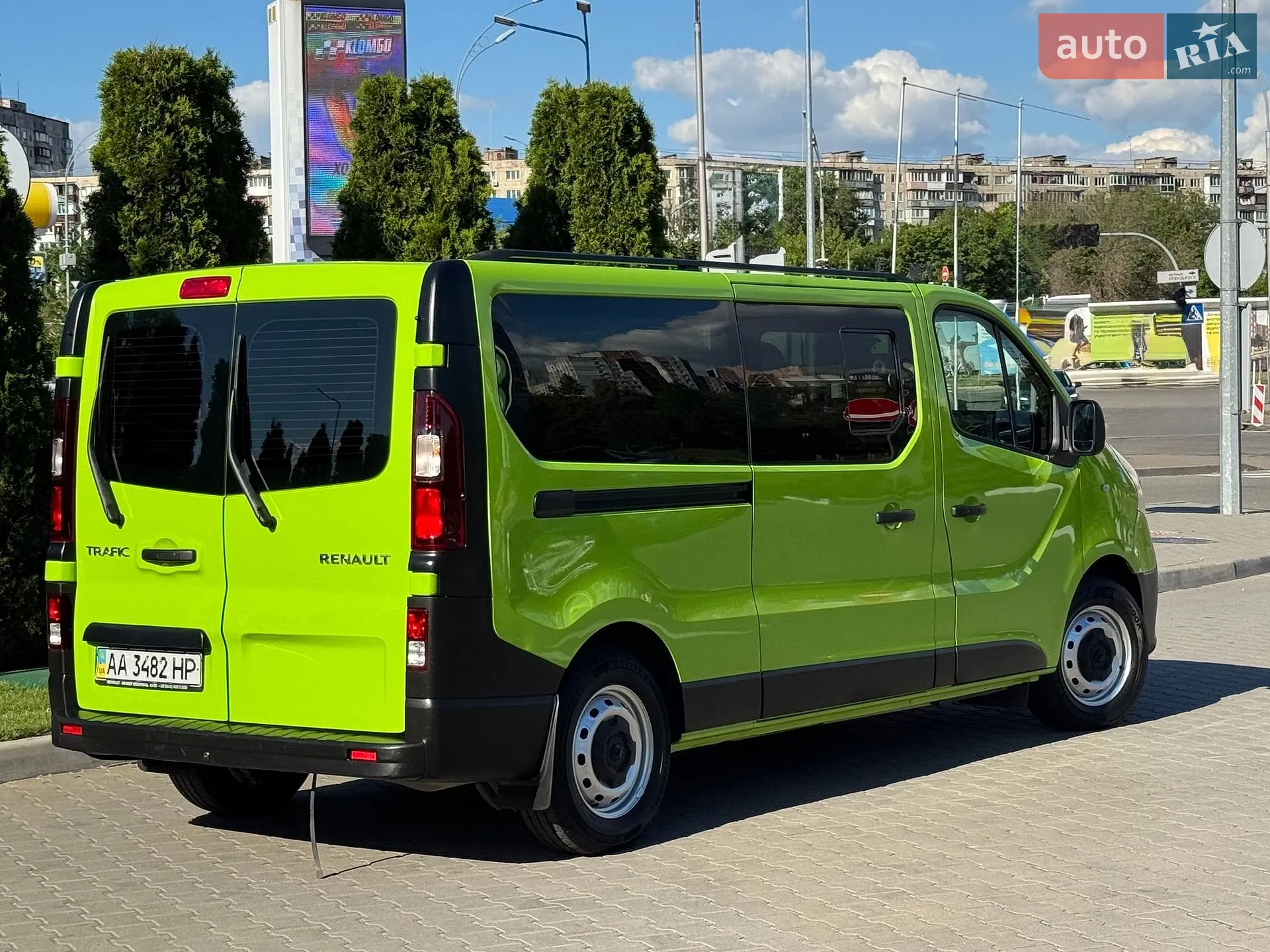 2015 Renault Trafic - мініатюра 28