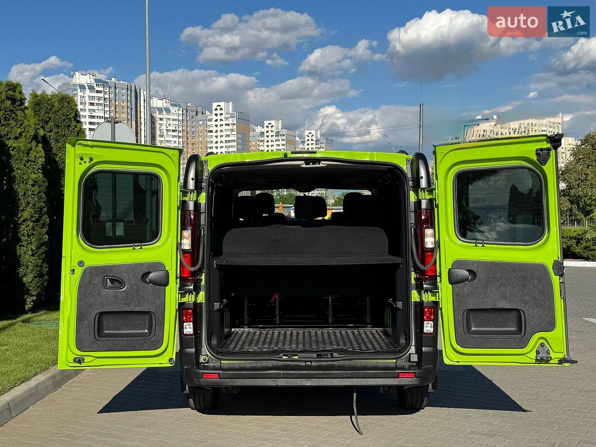 2015 Renault Trafic - мініатюра 77