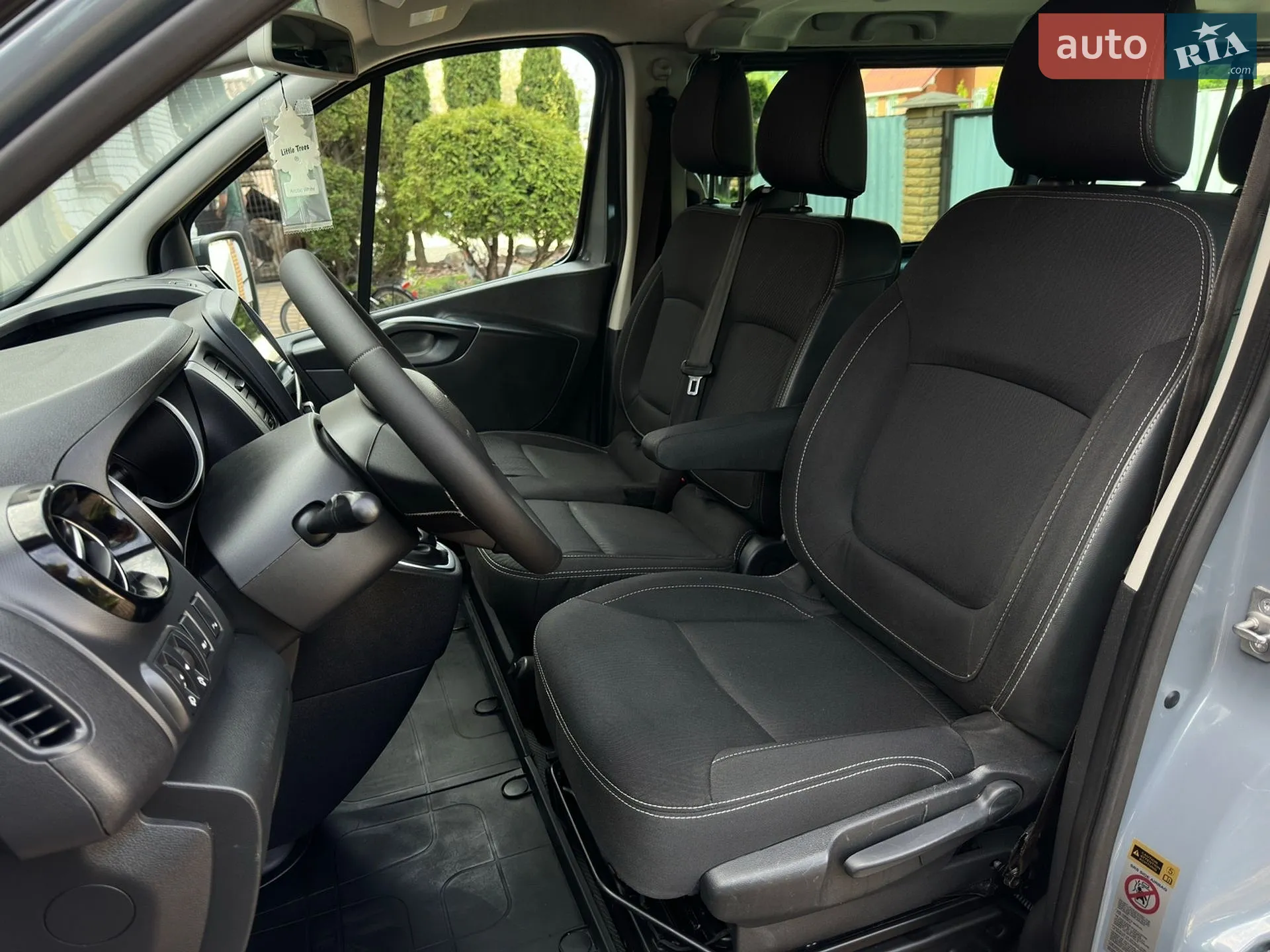 2021 Renault Trafic - мініатюра 25
