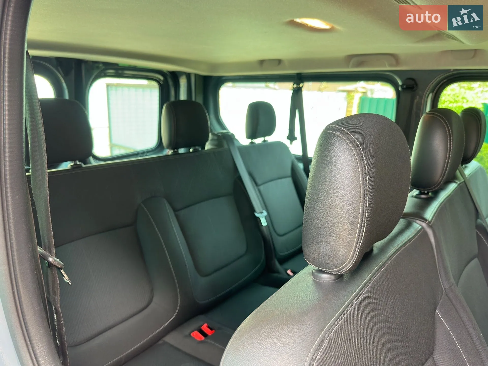 2021 Renault Trafic - мініатюра 35