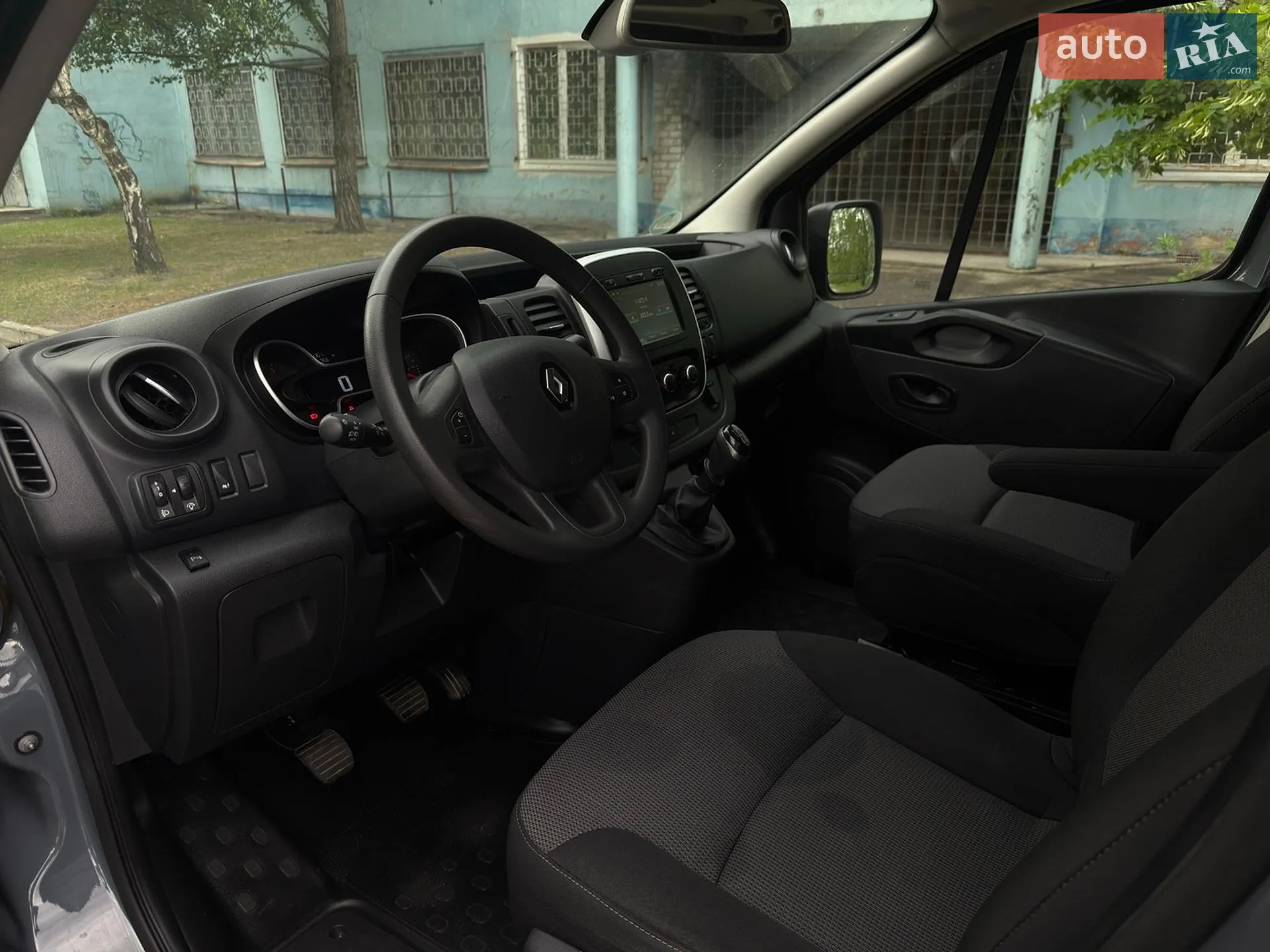 2020 Renault Trafic - мініатюра 12