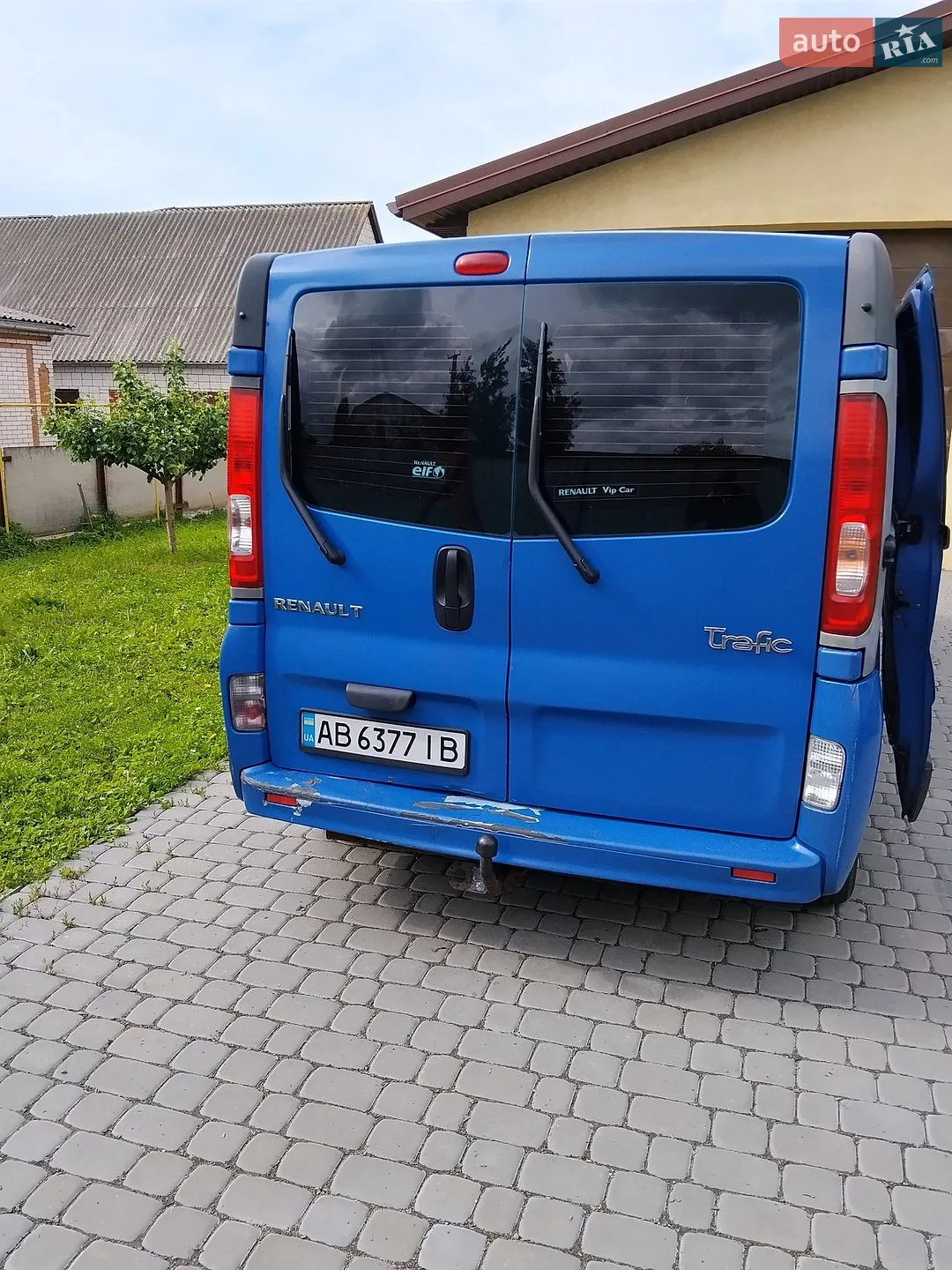 2011 Renault Trafic - мініатюра 2