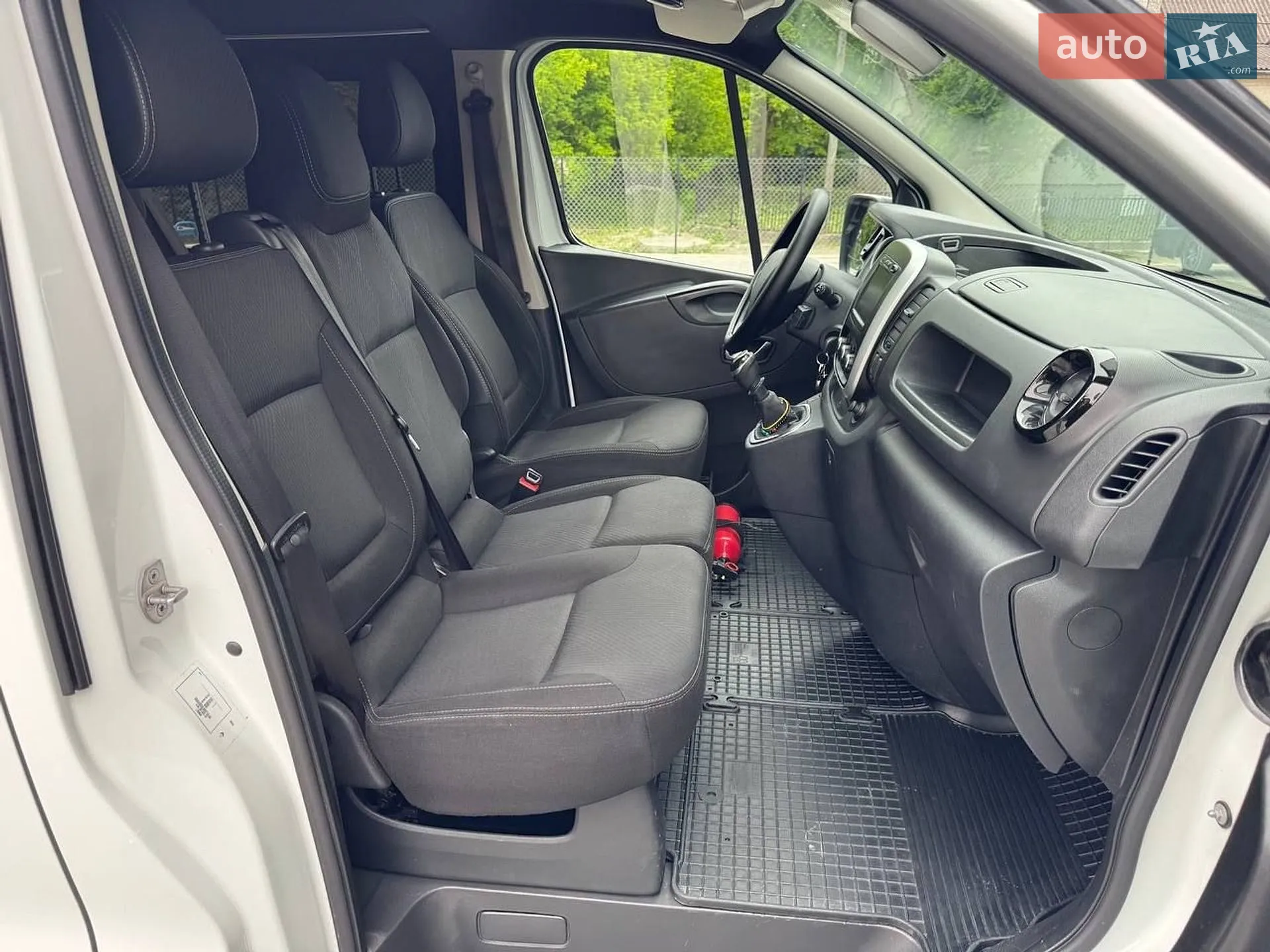 2020 Renault Trafic - мініатюра 51