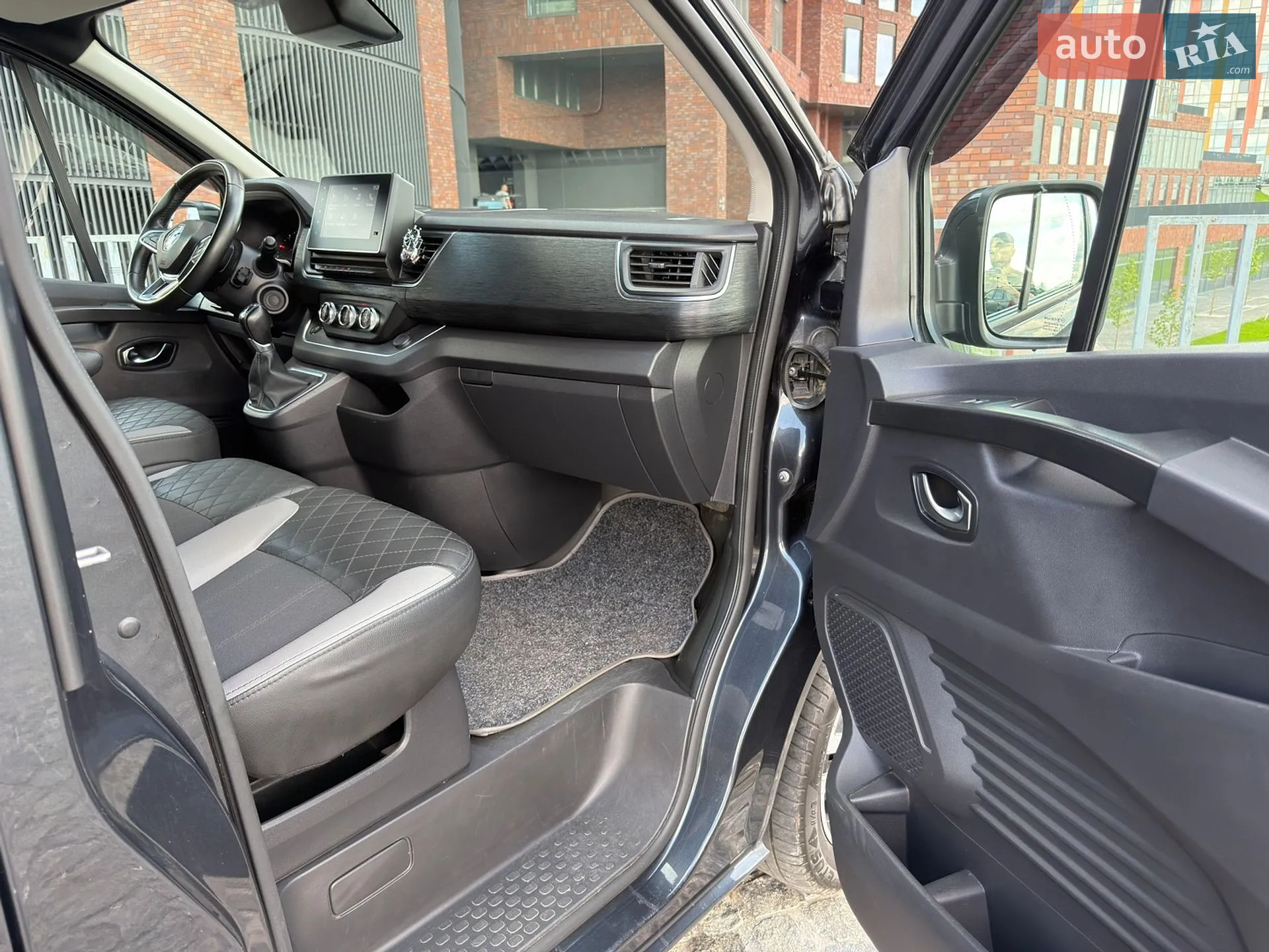 2022 Renault Trafic - мініатюра 33
