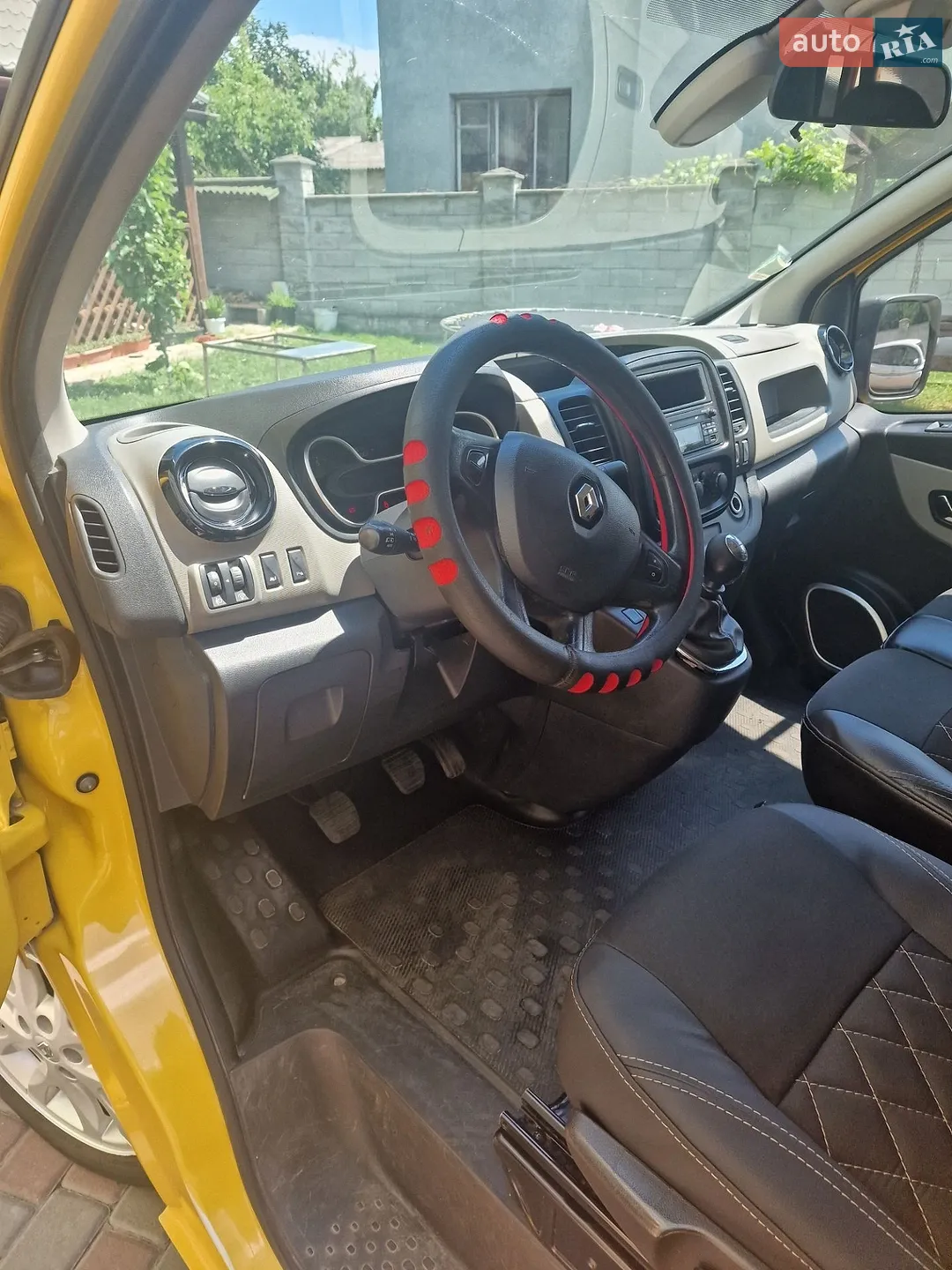2015 Renault Trafic - мініатюра 12