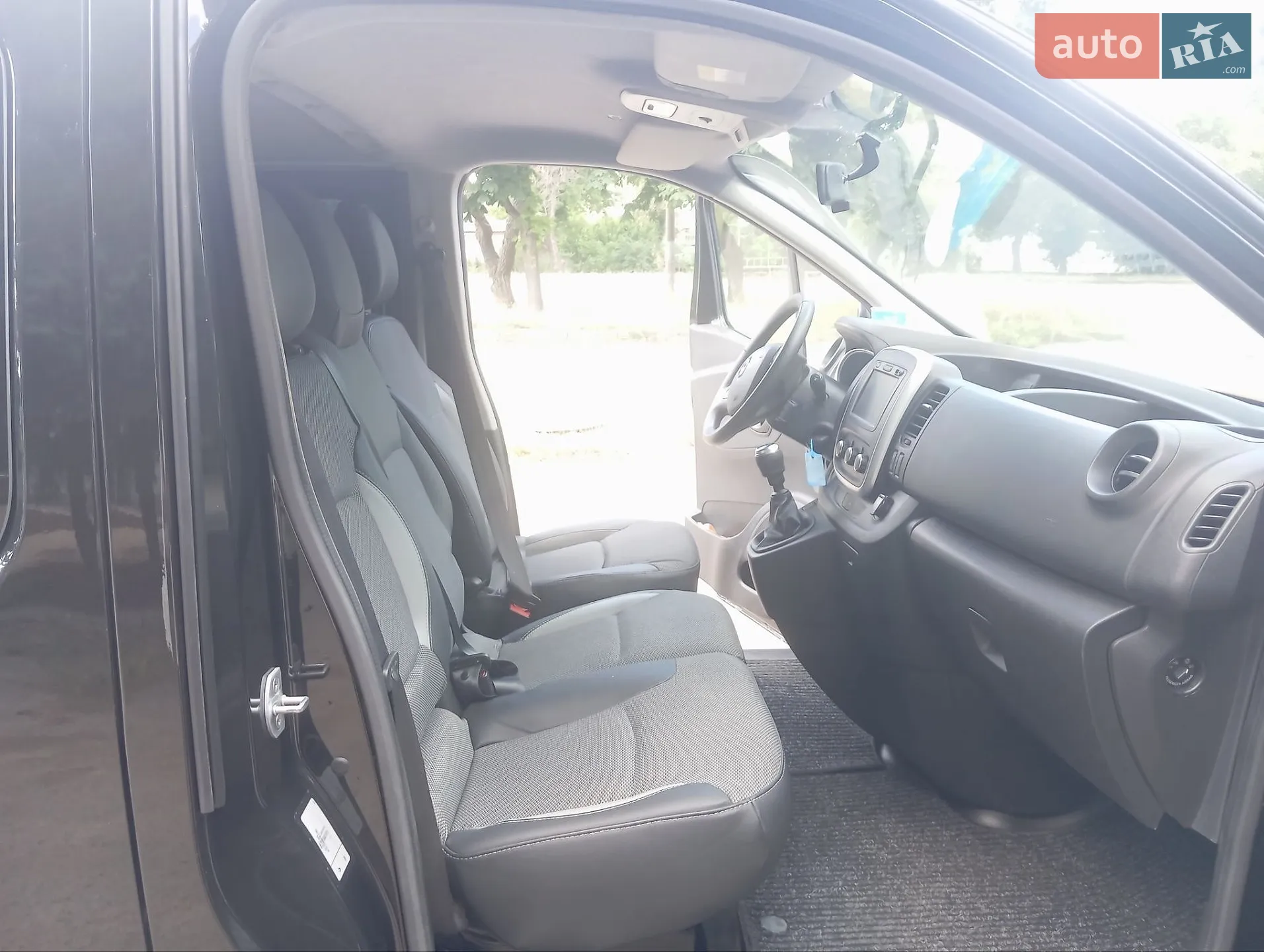 2021 Renault Trafic - мініатюра 30