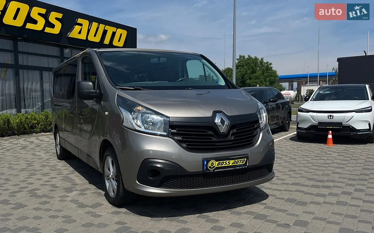 2015 Renault Trafic - мініатюра 11