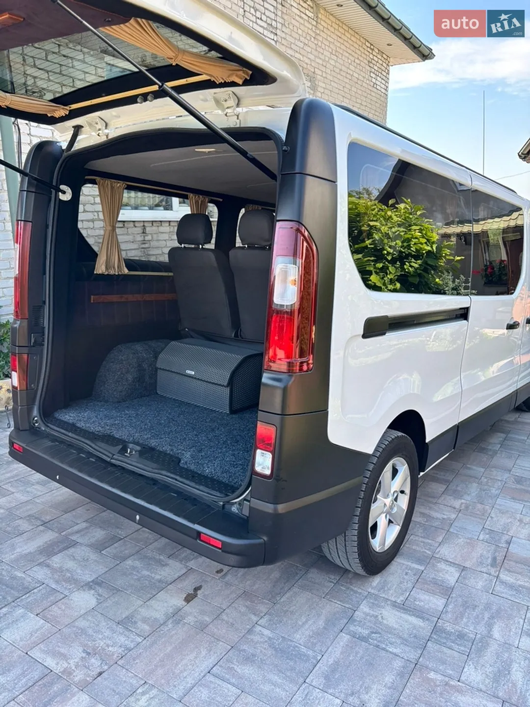 2015 Renault Trafic - мініатюра 14
