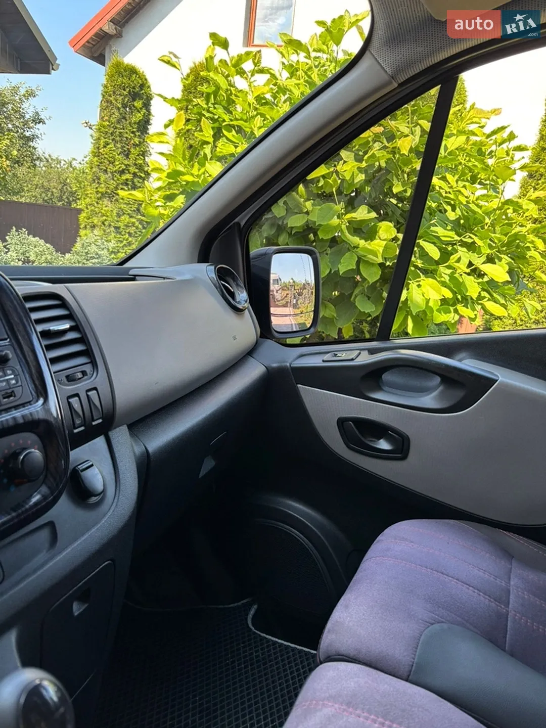 2015 Renault Trafic - мініатюра 33