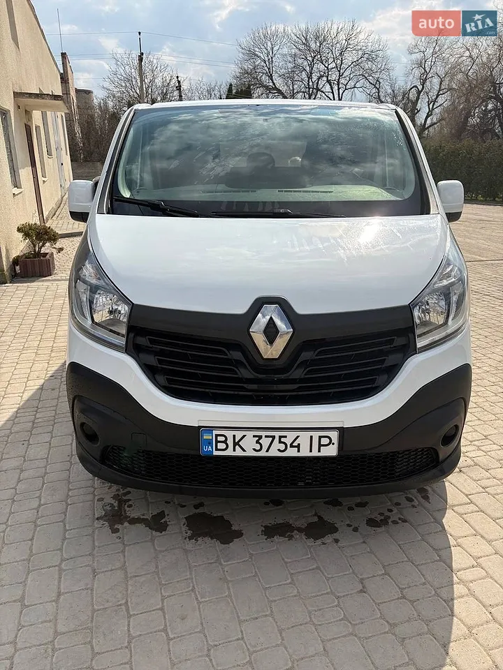2015 Renault Trafic - мініатюра 15