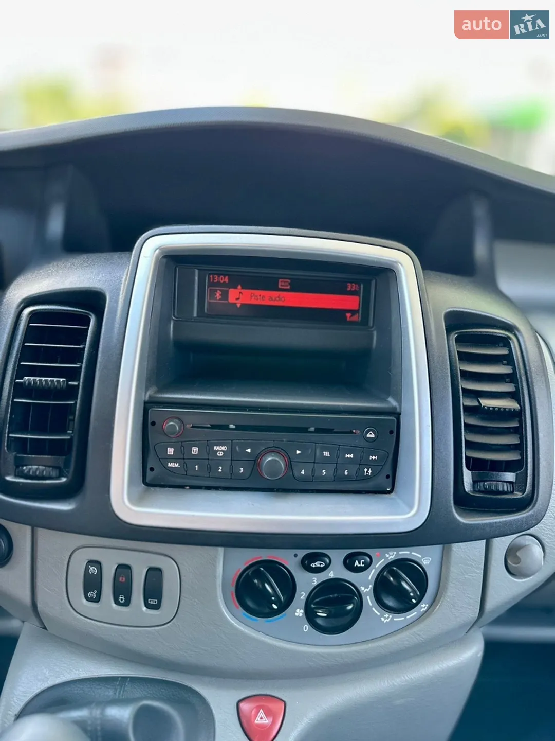 2012 Renault Trafic - мініатюра 32