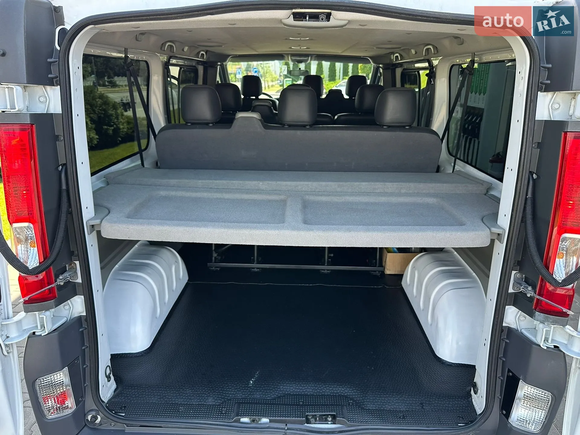 2012 Renault Trafic - мініатюра 41