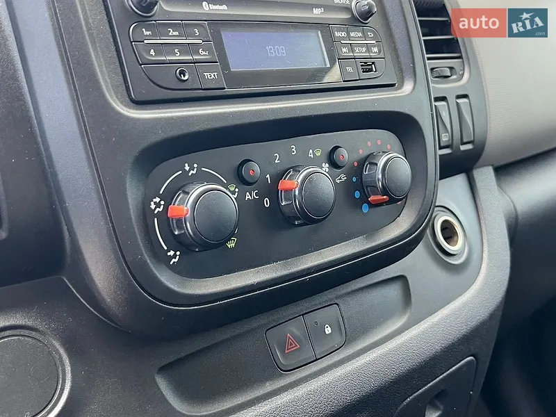 Renault Trafic 2017 VIN VF1JL000357638395 фото оголошення 33 з 67