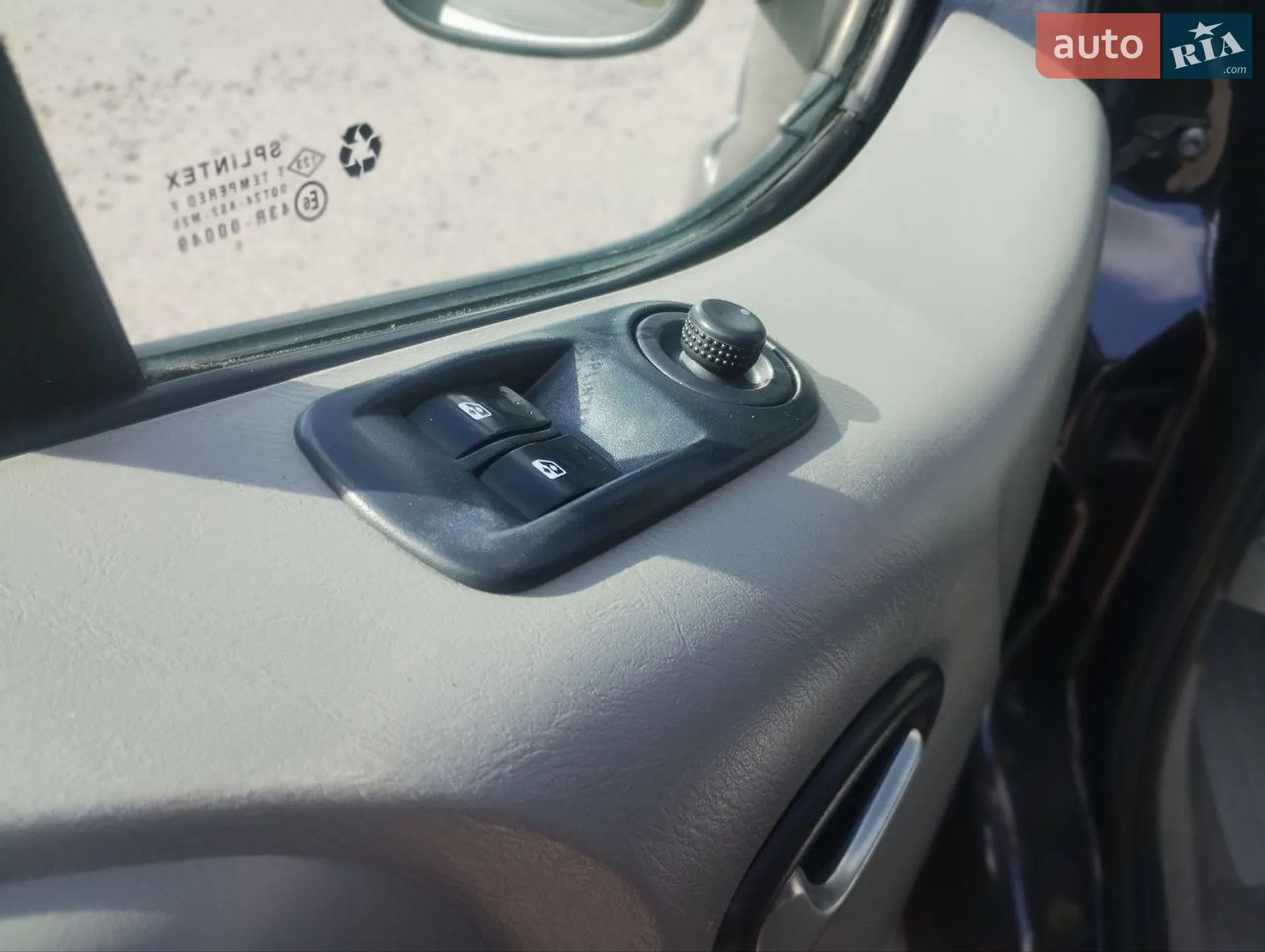 2011 Renault Trafic - мініатюра 13