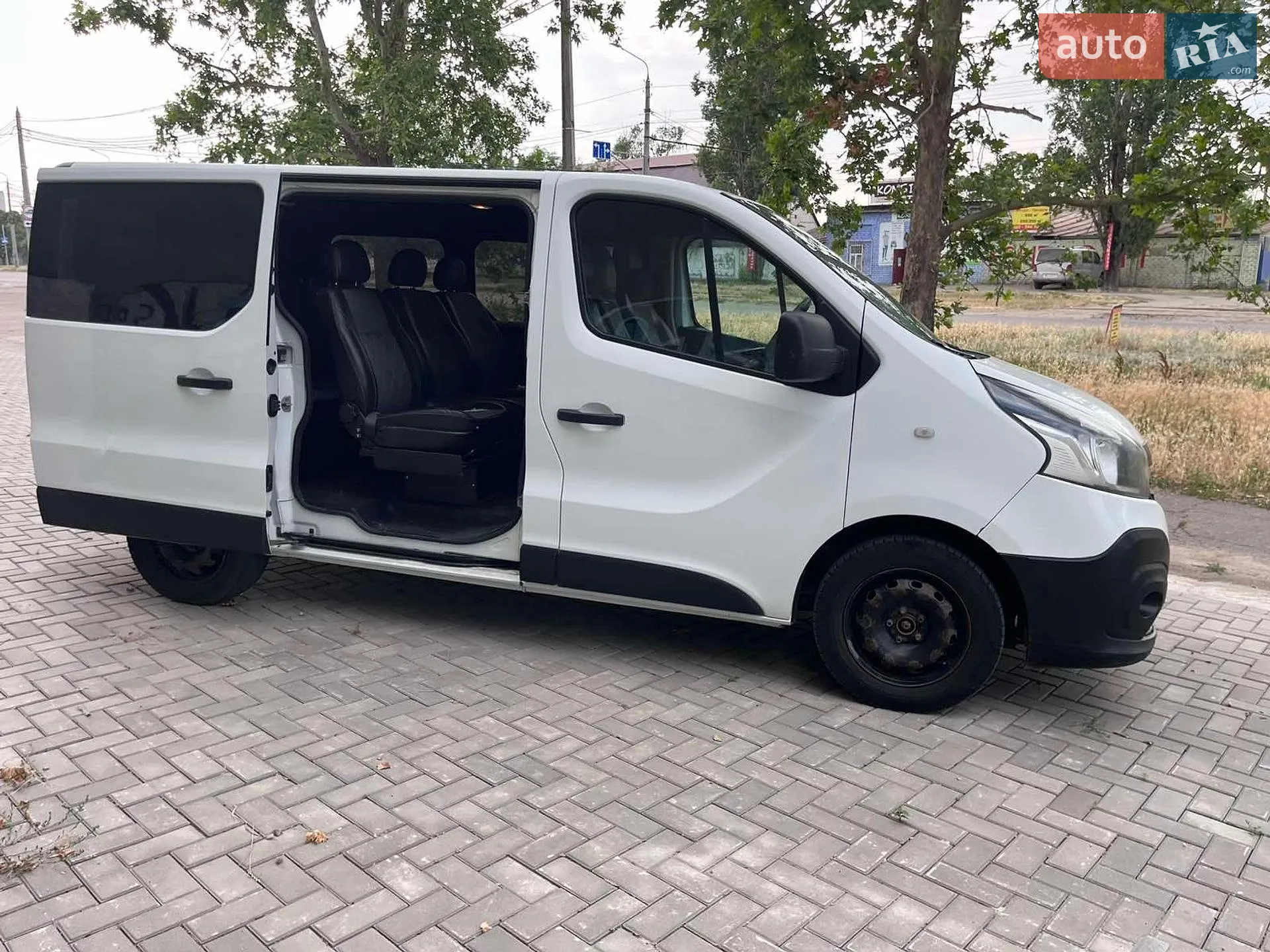 2015 Renault Trafic - мініатюра 30