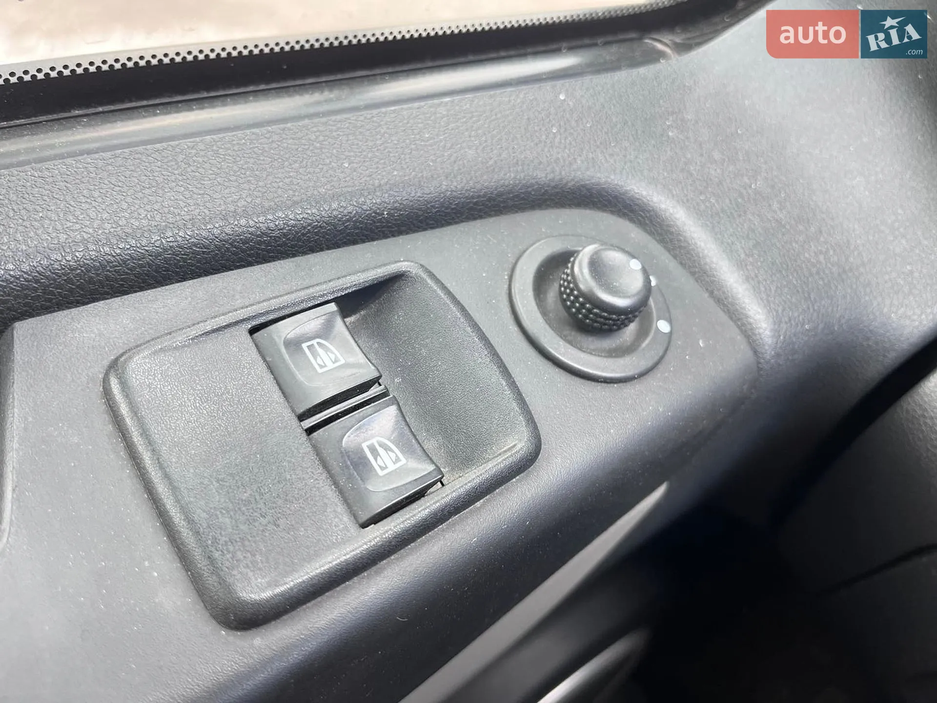 2015 Renault Trafic - мініатюра 20