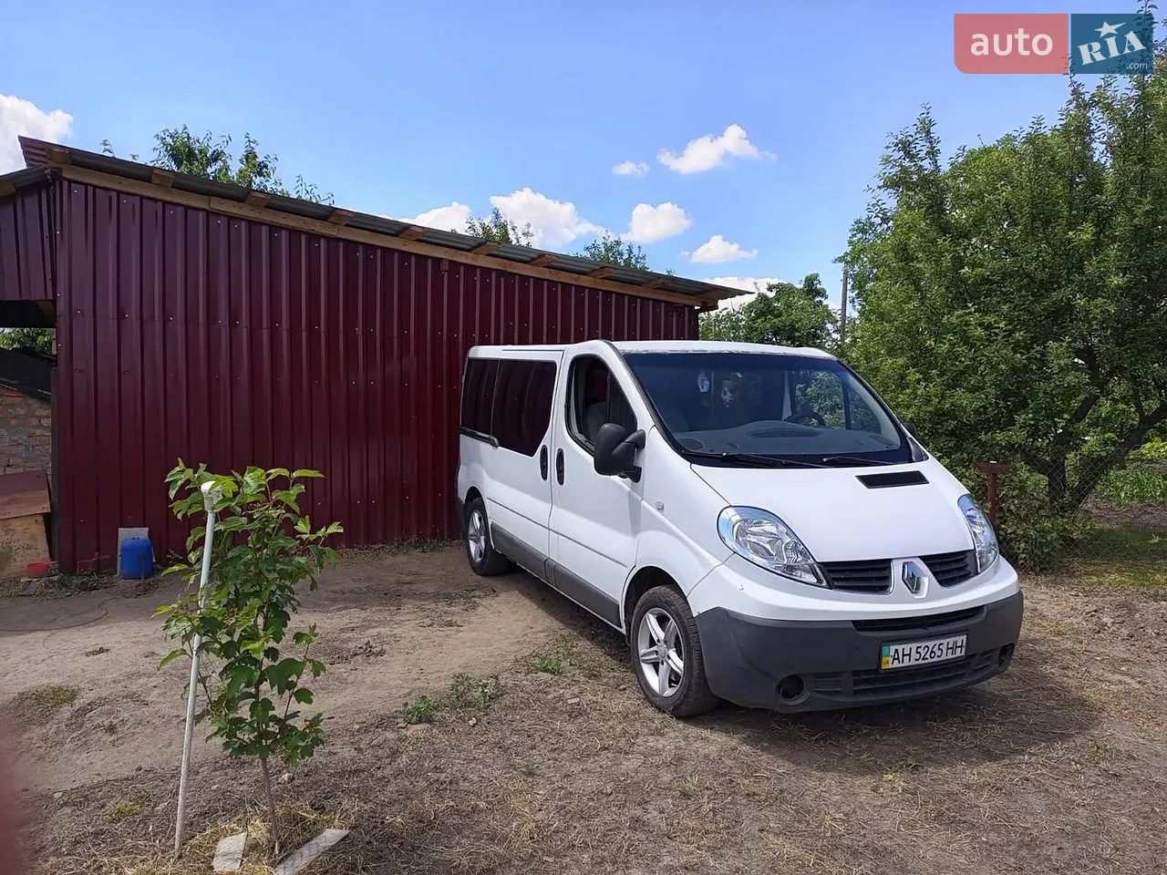 2011 Renault Trafic - мініатюра 9