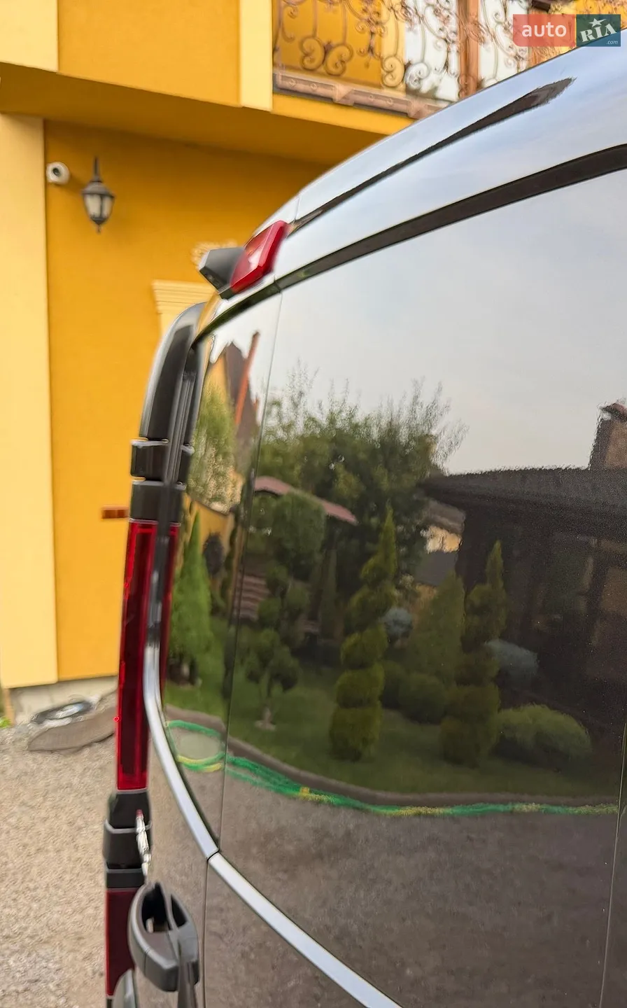 2020 Renault Trafic - мініатюра 32