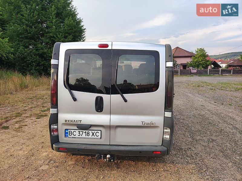 Минивэн Renault Trafic 2007 в Львове