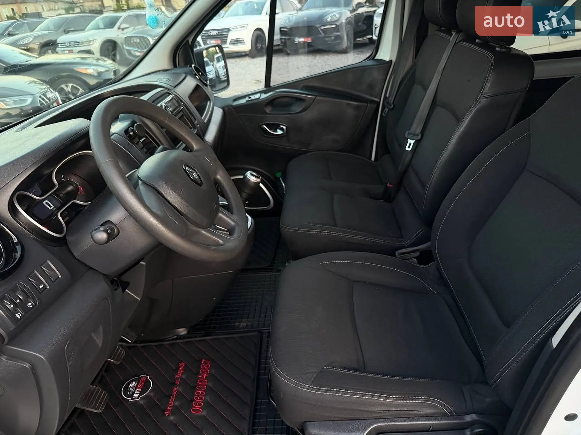 2021 Renault Trafic - мініатюра 13