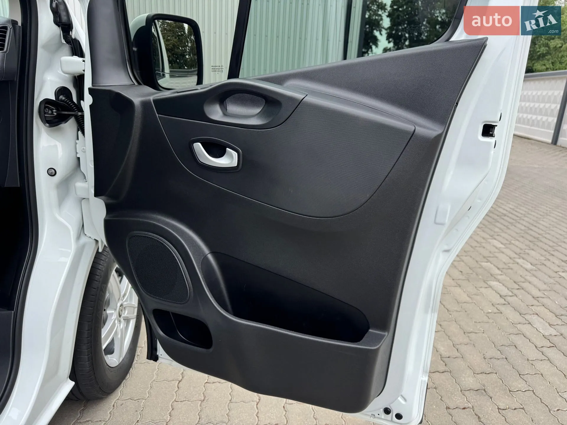 2020 Renault Trafic - мініатюра 21