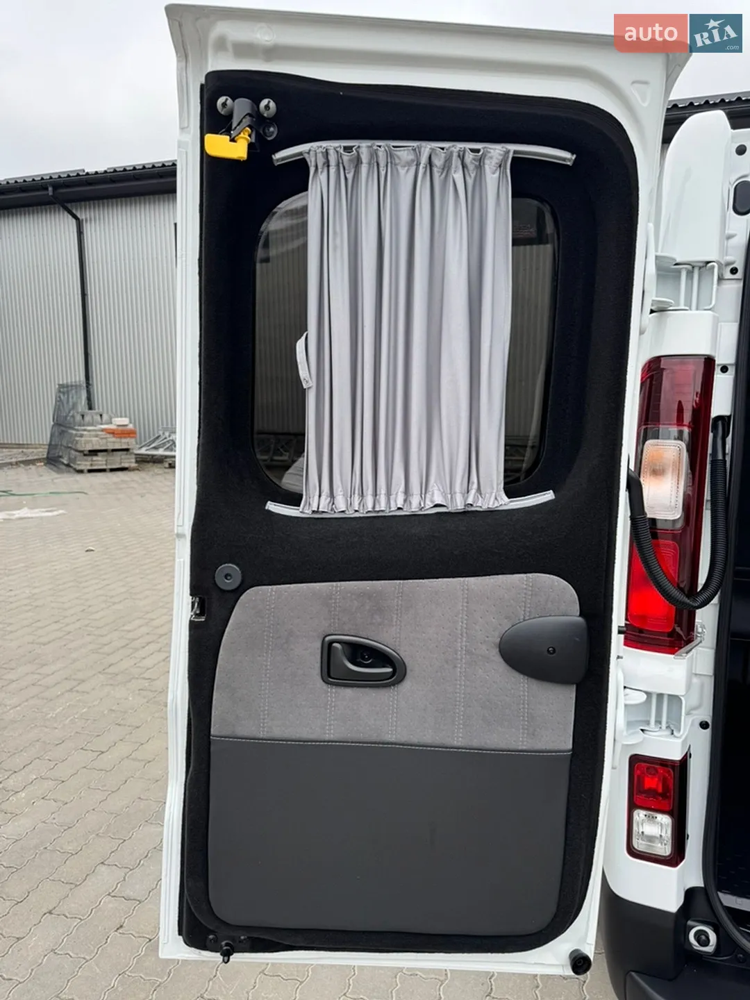 2020 Renault Trafic - мініатюра 53