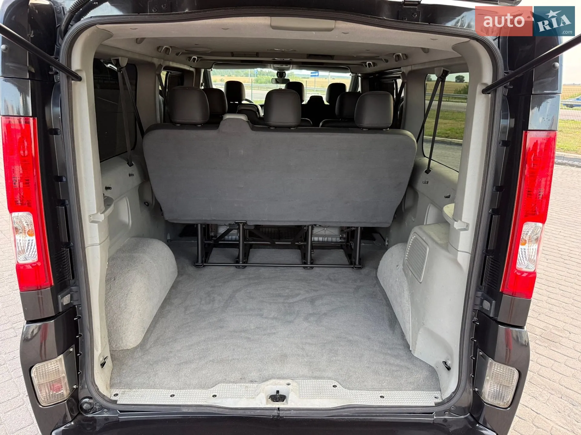 2012 Renault Trafic - мініатюра 41