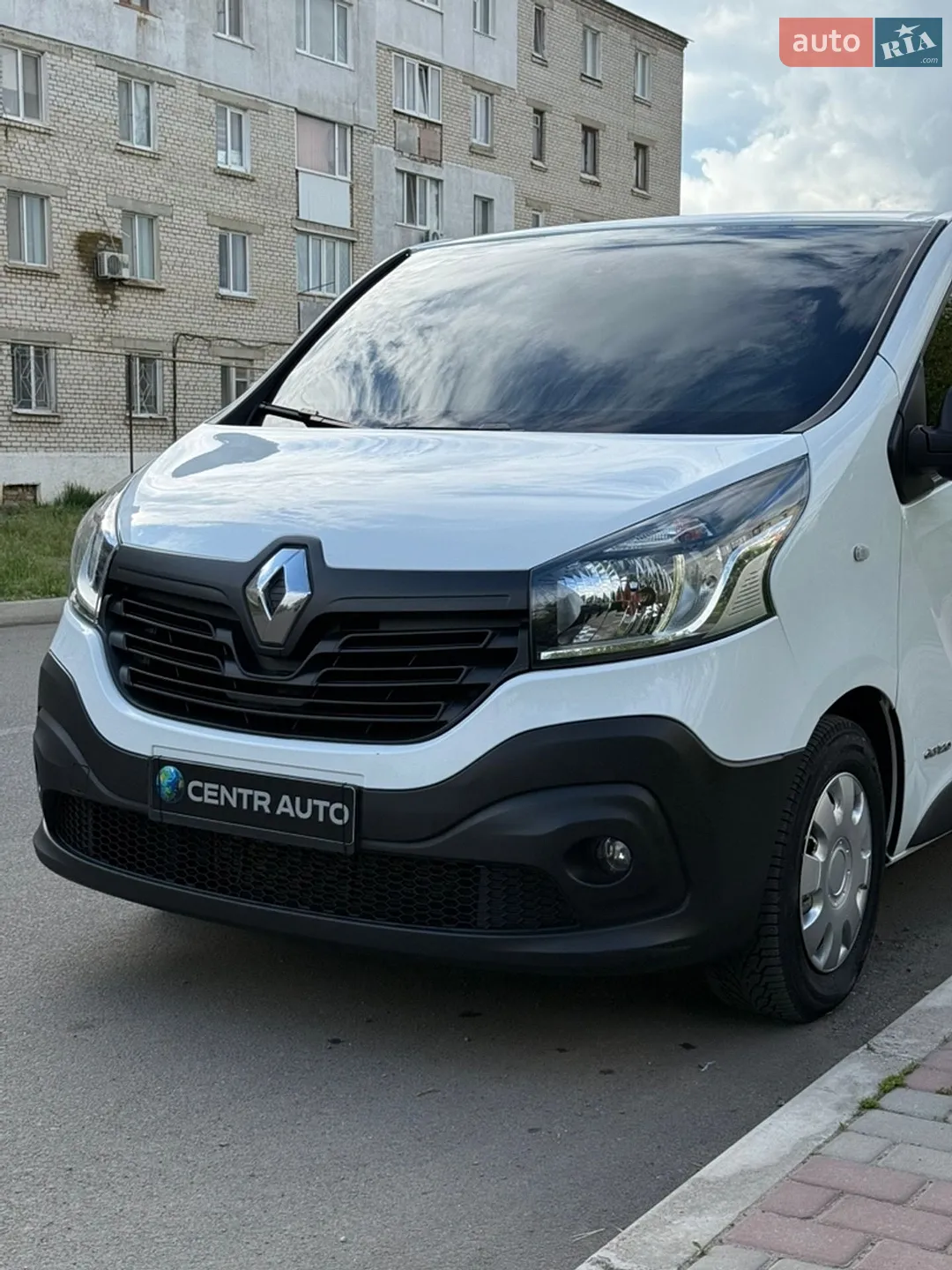 2016 Renault Trafic - мініатюра 4