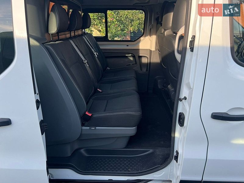 Вантажопасажирський фургон Renault Trafic 2019 в Луцьку