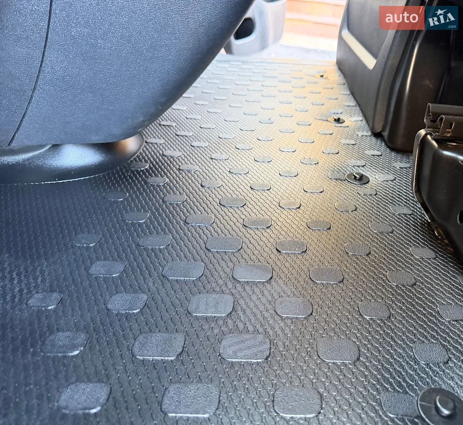 2017 Renault Trafic - мініатюра 63
