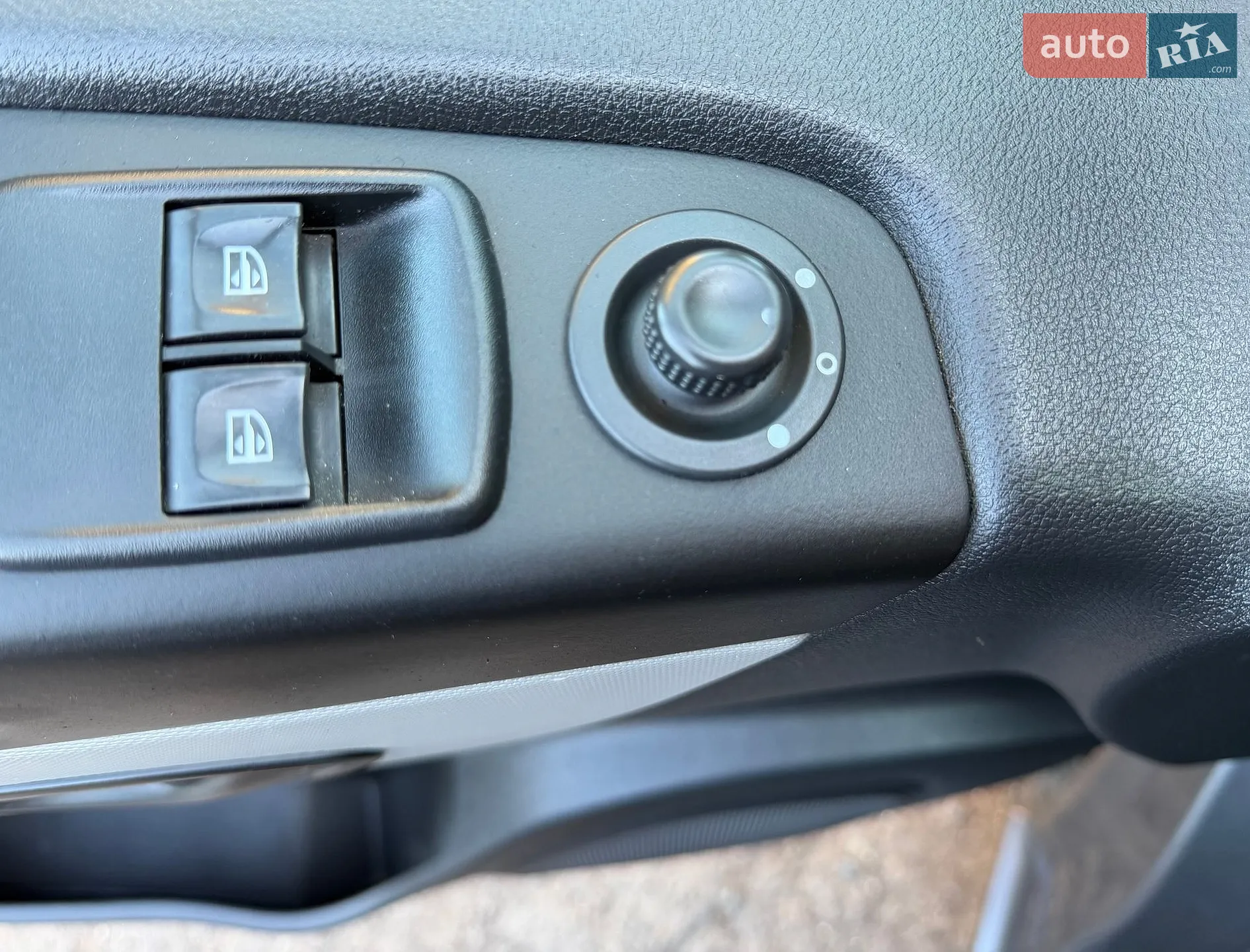 2017 Renault Trafic - мініатюра 86