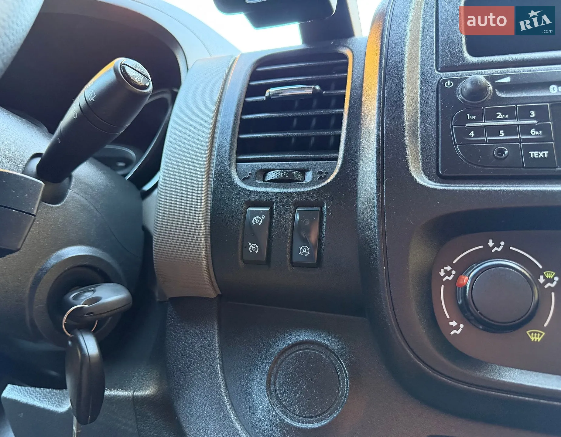 2017 Renault Trafic - мініатюра 98