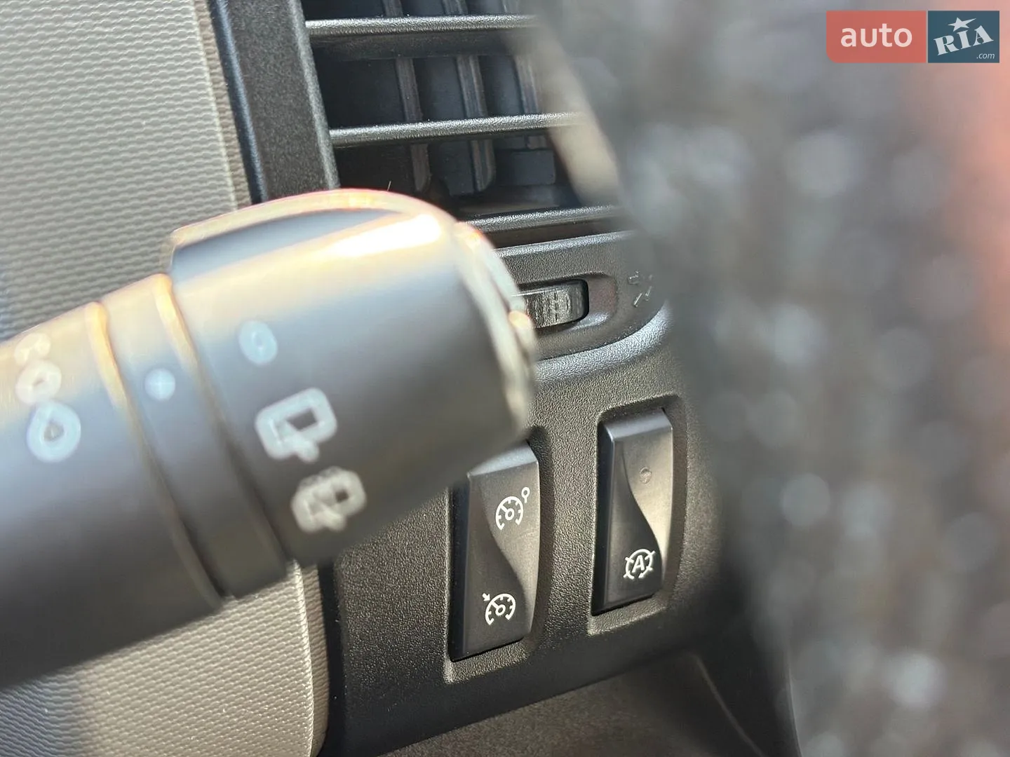 2015 Renault Trafic - мініатюра 21