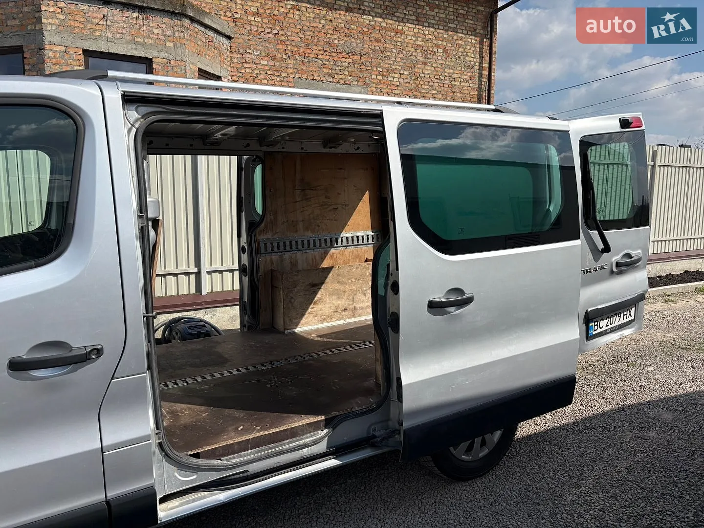 2015 Renault Trafic - мініатюра 27