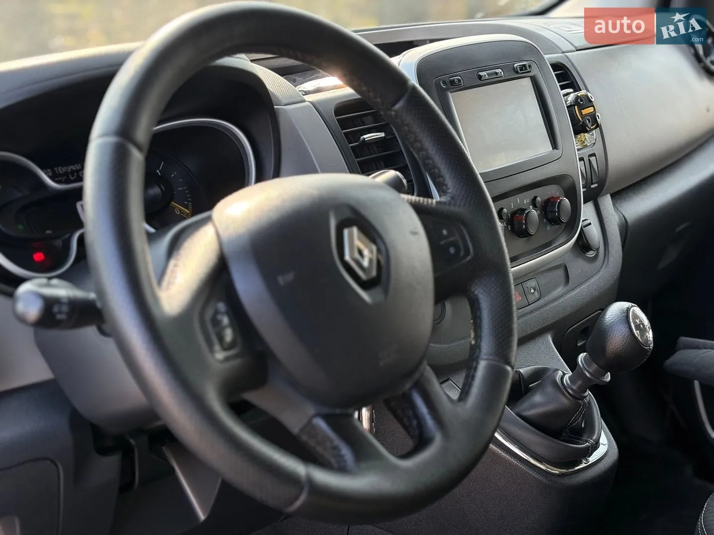 2015 Renault Trafic - мініатюра 30