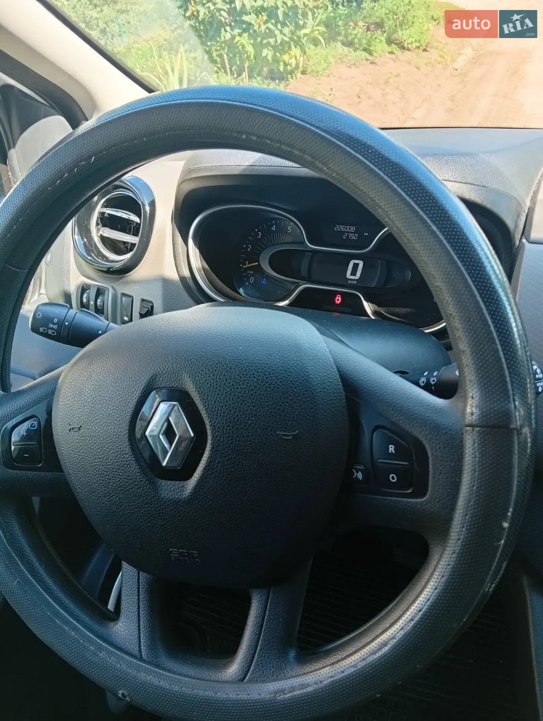 2016 Renault Trafic - мініатюра 9