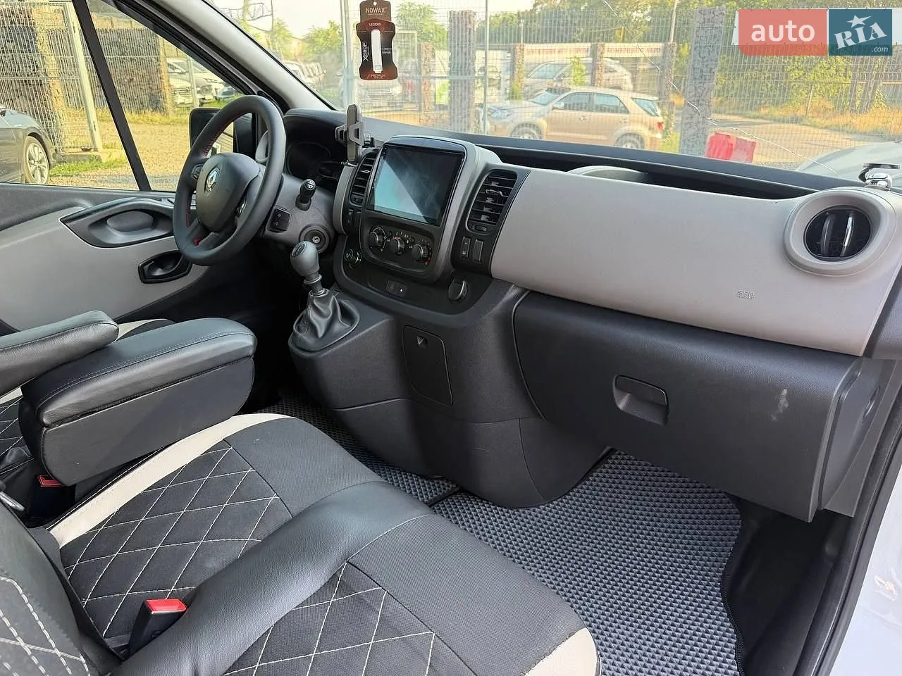 2016 Renault Trafic - мініатюра 34