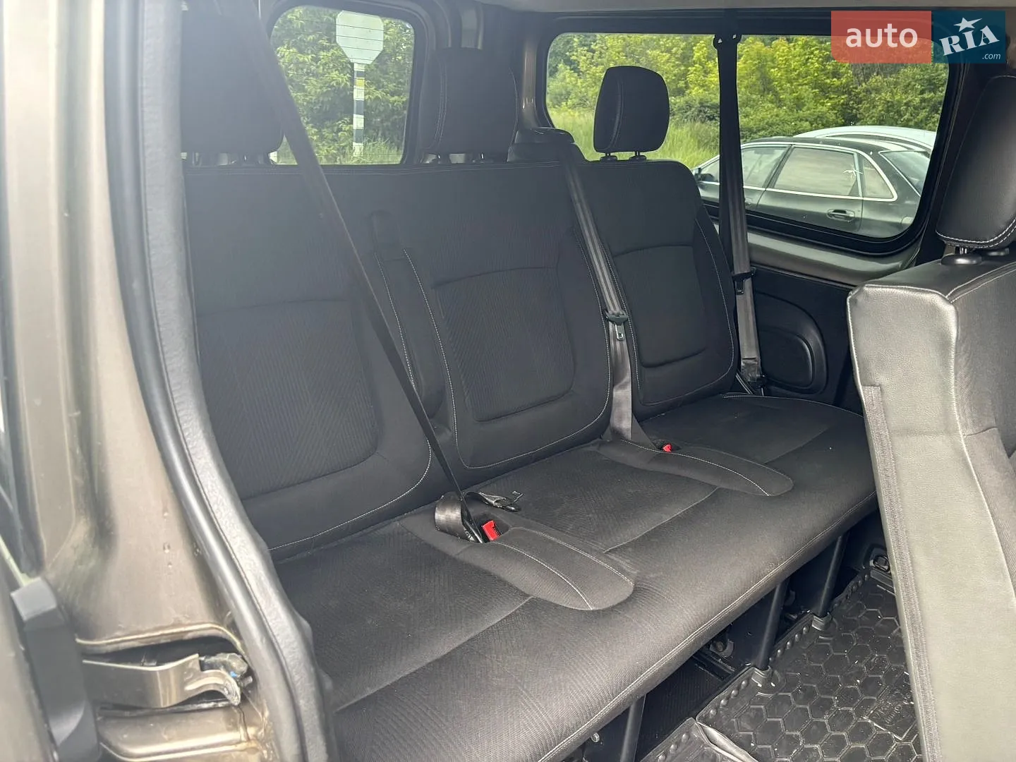 2015 Renault Trafic - мініатюра 27