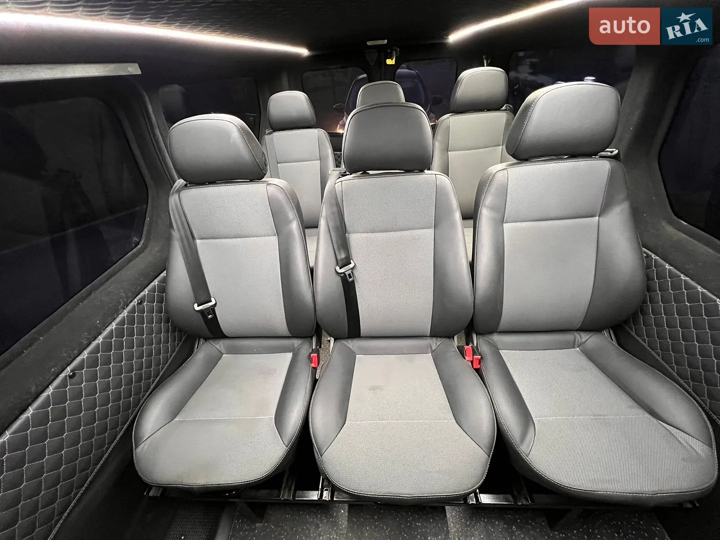 2020 Renault Trafic - мініатюра 9