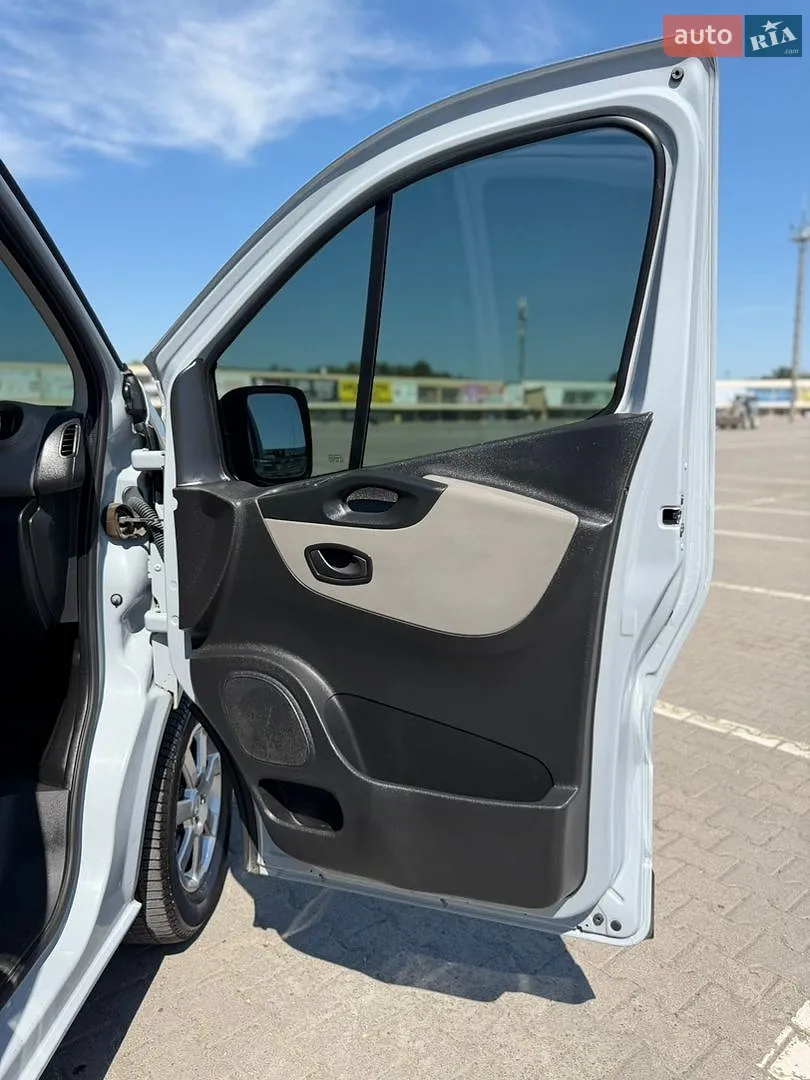 2018 Renault Trafic - мініатюра 50
