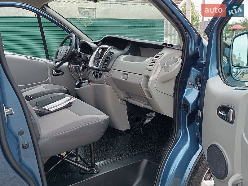 Мінівен Renault Trafic 2013 в Дубні