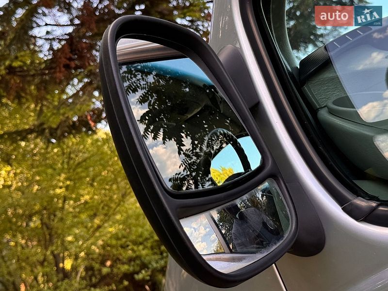 Минивэн Renault Trafic 2012 в Дрогобыче