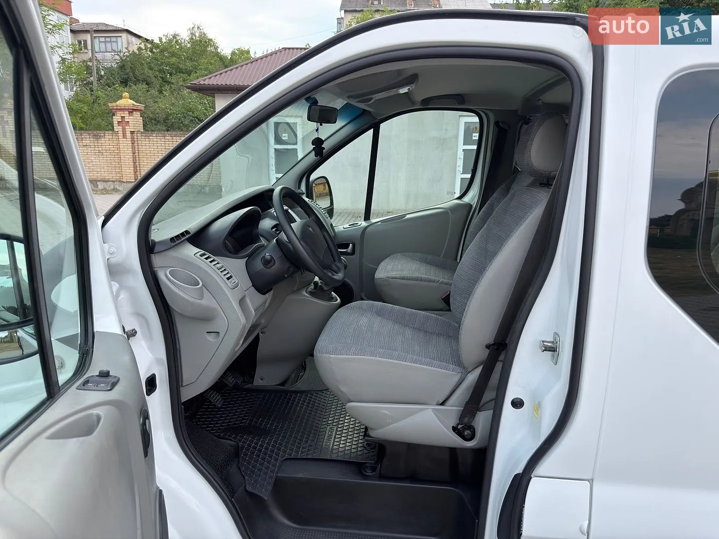 2013 Renault Trafic - мініатюра 18