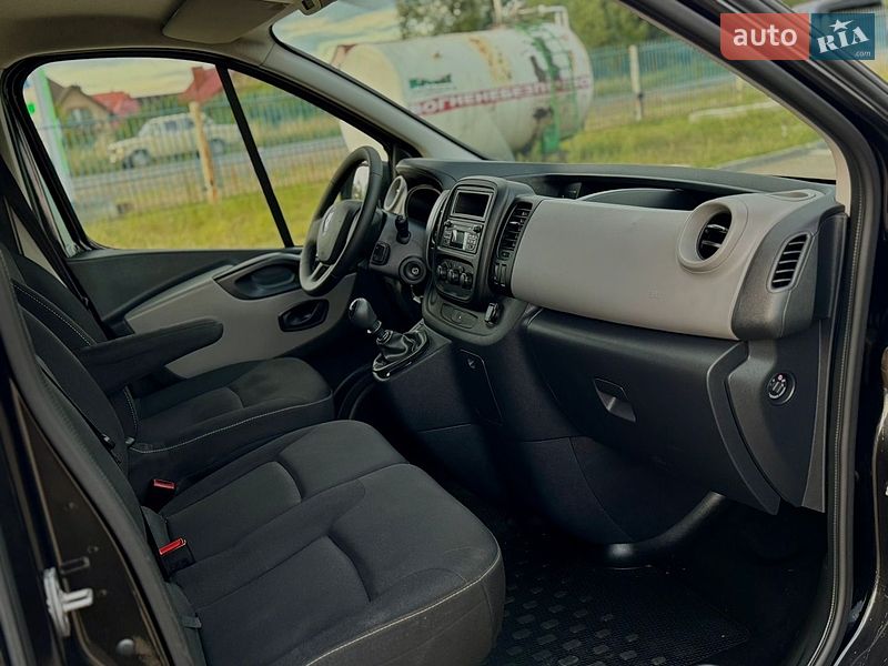 Вантажопасажирський фургон Renault Trafic 2019 в Калуші