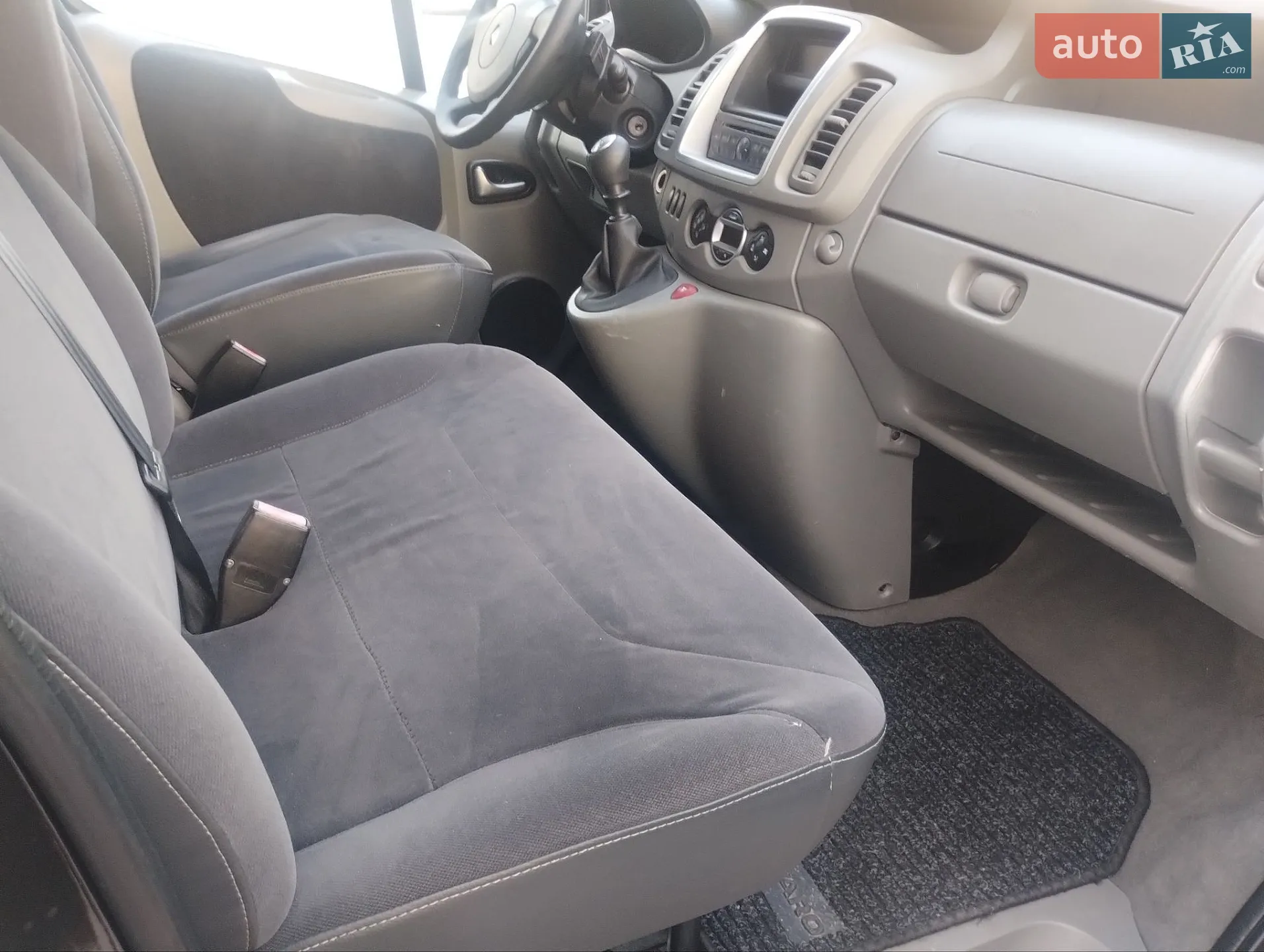 2011 Renault Trafic - мініатюра 15