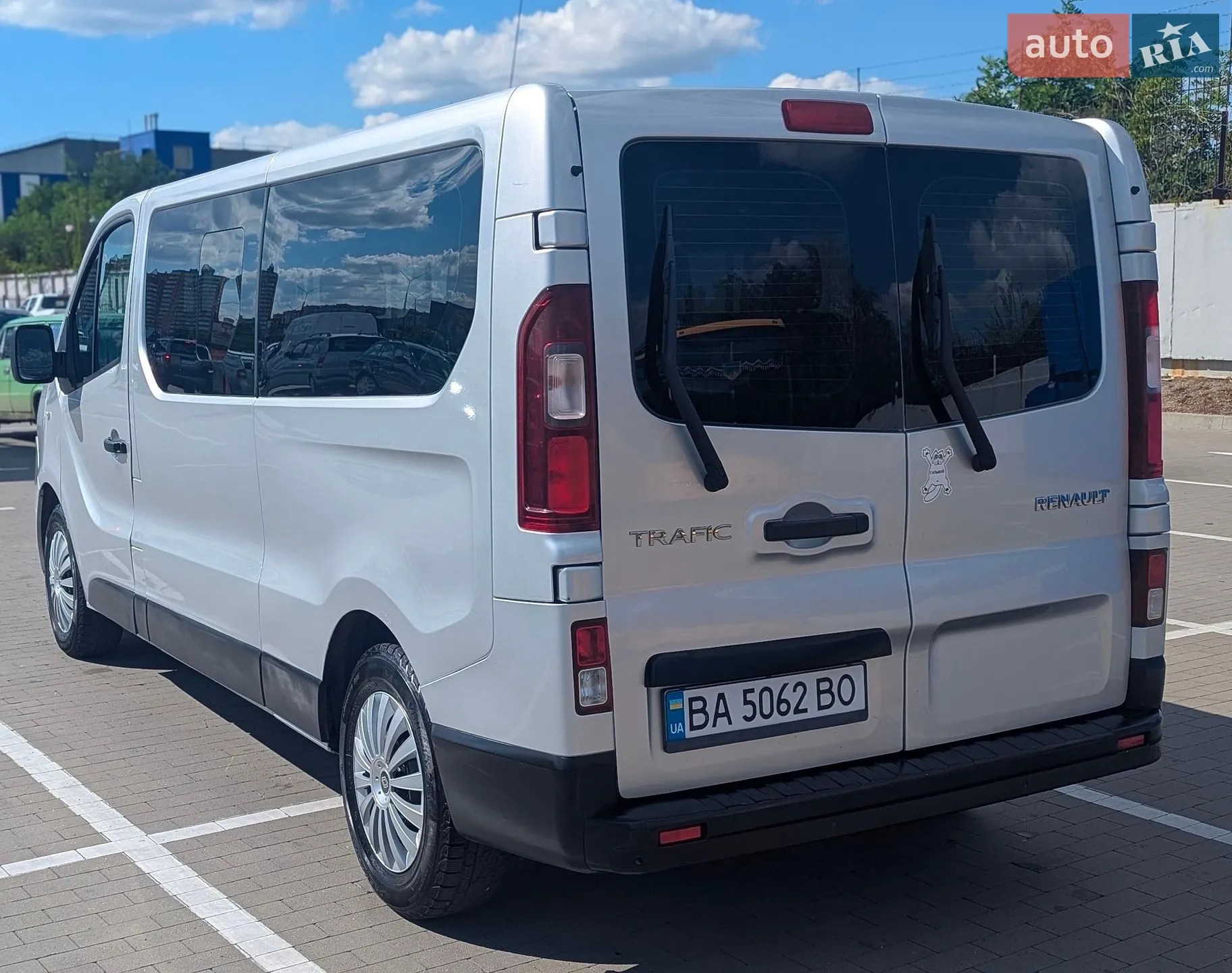 2015 Renault Trafic - мініатюра 3