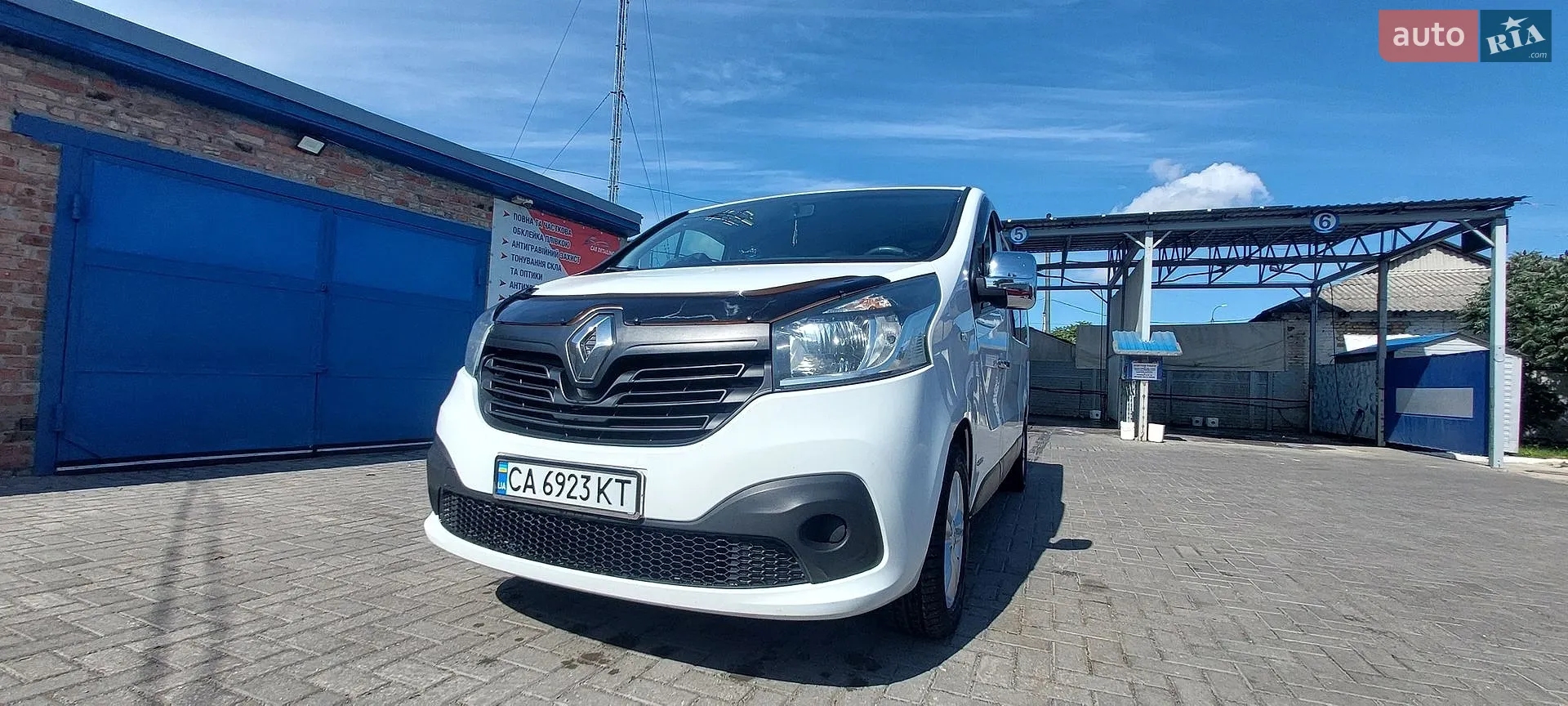 2015 Renault Trafic - мініатюра 4