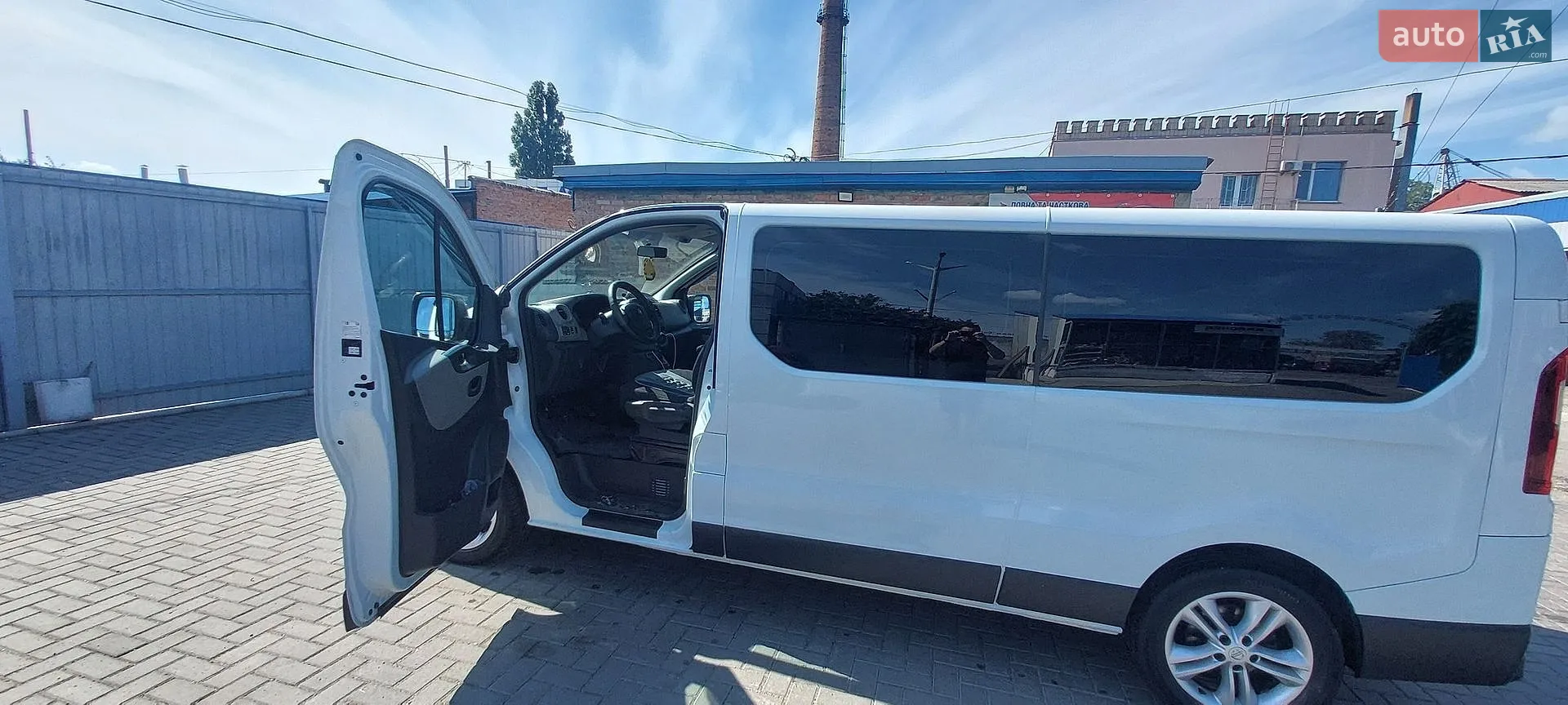 2015 Renault Trafic - мініатюра 10