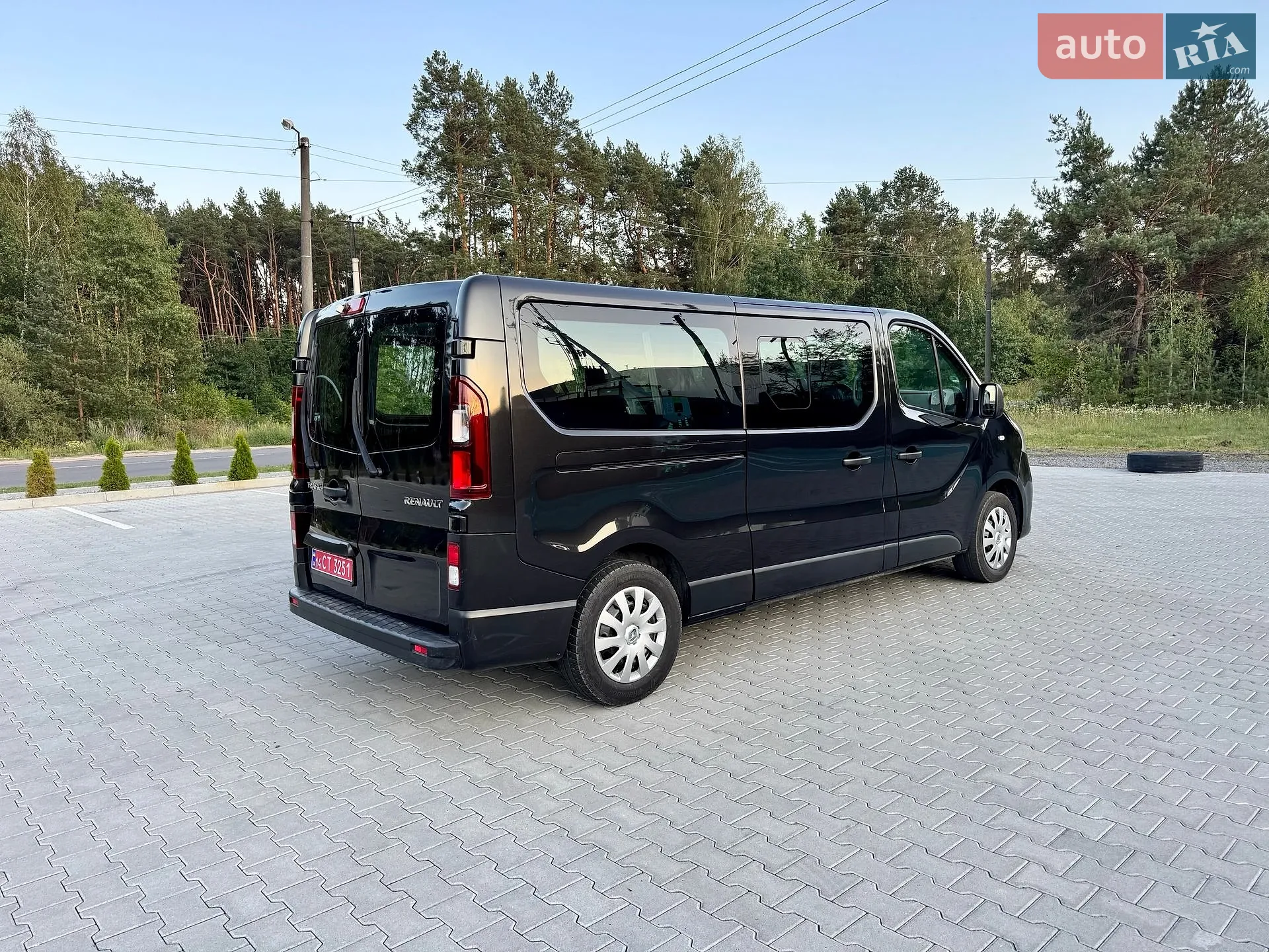 2017 Renault Trafic - мініатюра 11