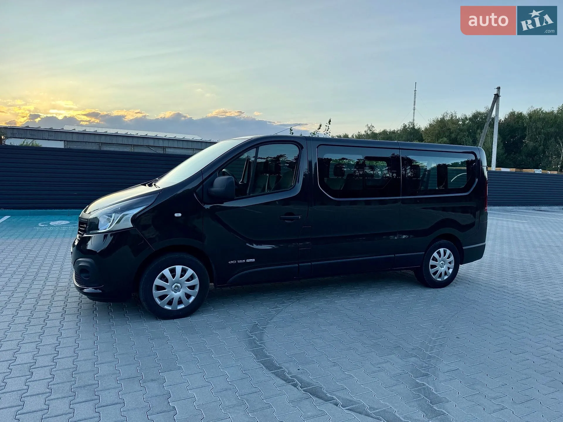 2017 Renault Trafic - мініатюра 17